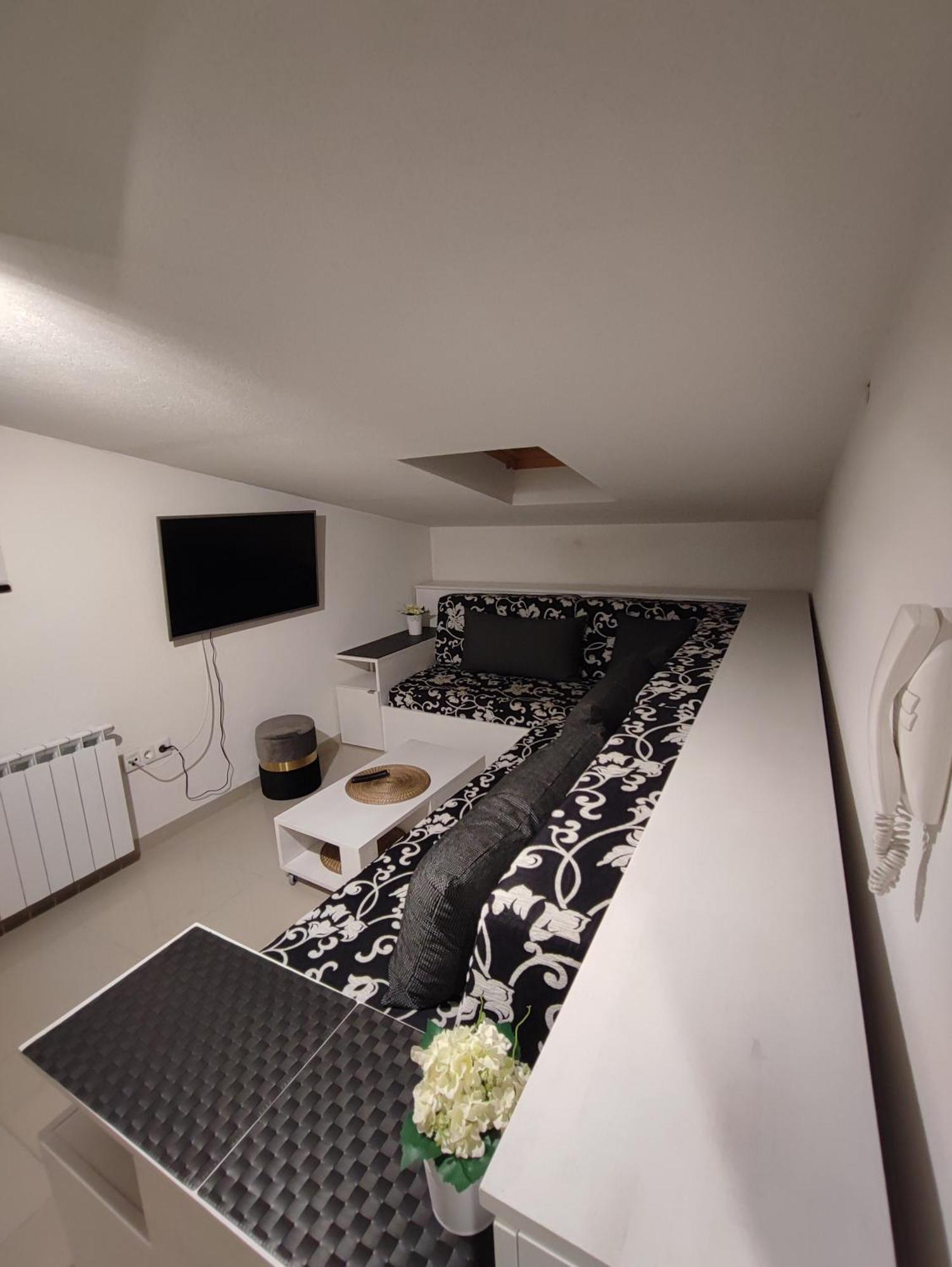 Apartmani Vijecnica サラエヴォ エクステリア 写真